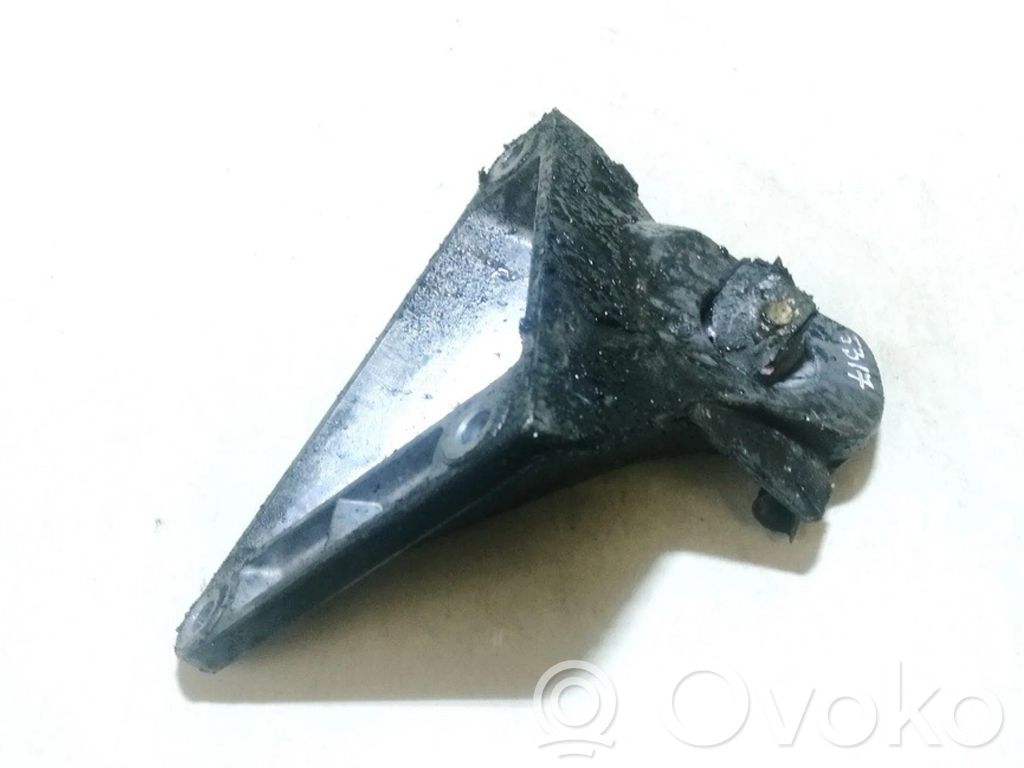 BMW 5 E60 E61 Engine mounting bracket 