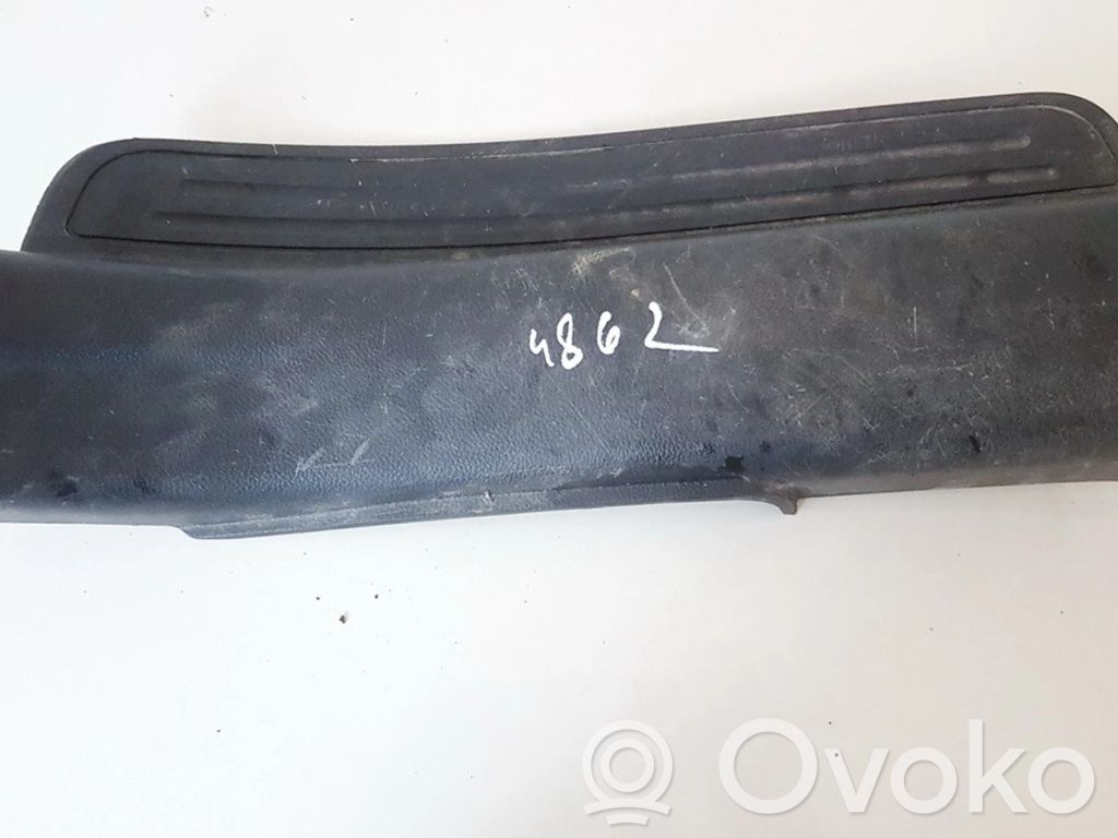 Chevrolet Captiva Capac prag spate 