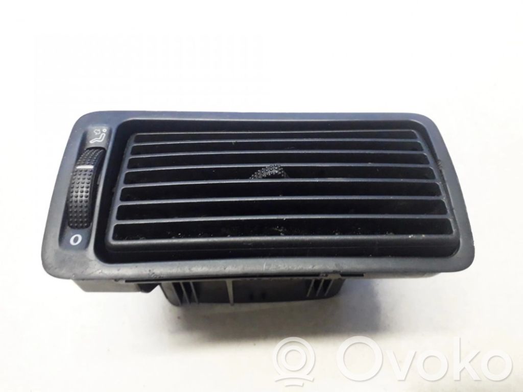 Rejilla de ventilación central del panel   1J1819704C,1J1819704C