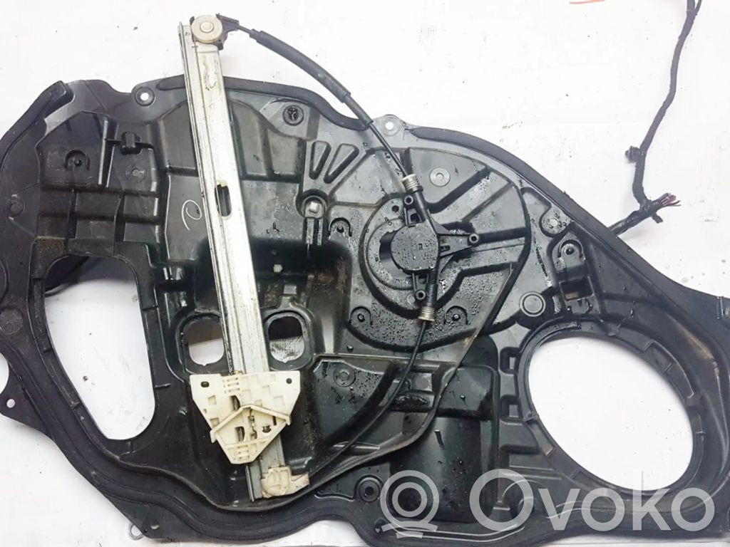 Mazda 6 Regulador con motor de la ventanilla de la puerta corredera