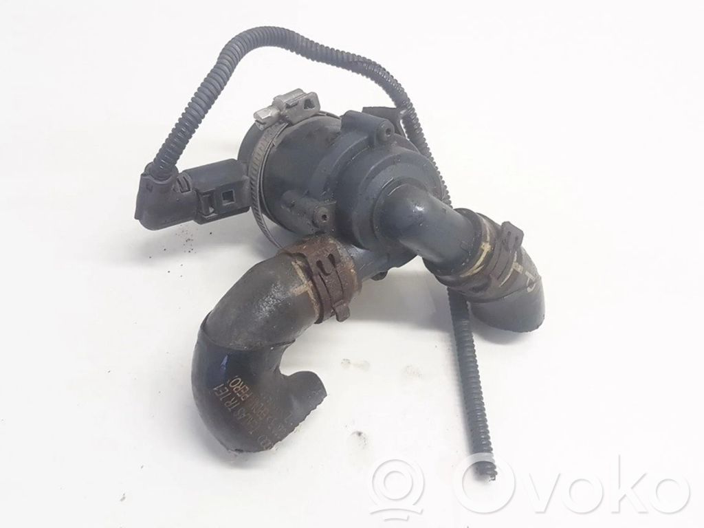 Volkswagen Touareg I Pompă apă 