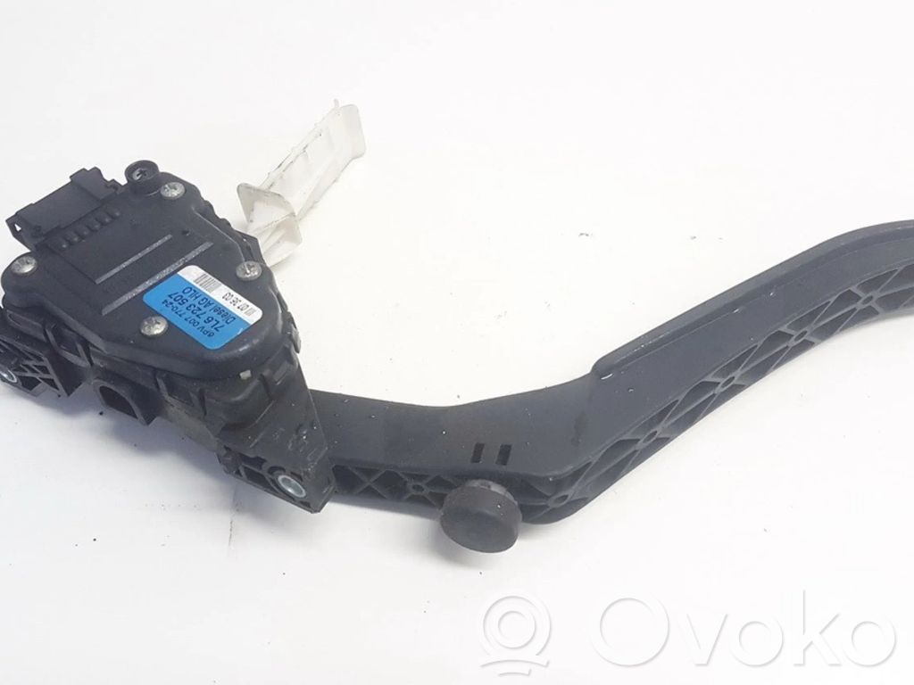 Volkswagen Touareg I Gaspedal