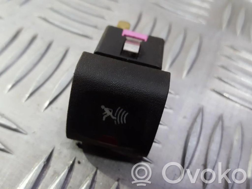 Interruptor del sensor de aparcamiento (PDC)   90460607,GM90460607,90460607,GM90460607