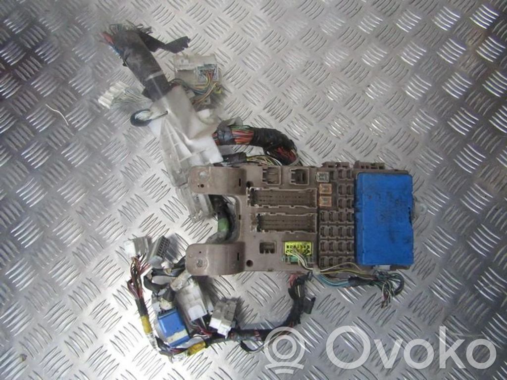 Toyota Corolla E120 E130 Set cutie siguranțe 