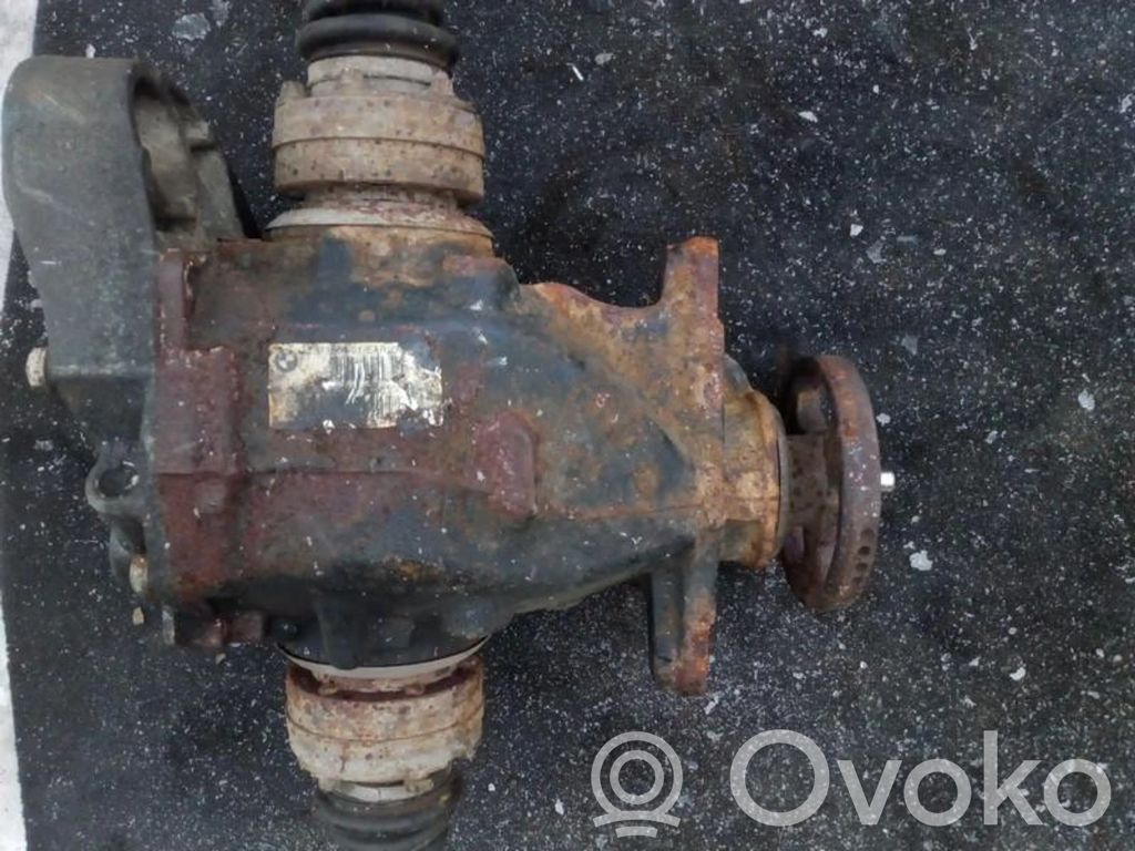 Rear differential   757280401,757280401,757280401,757280401