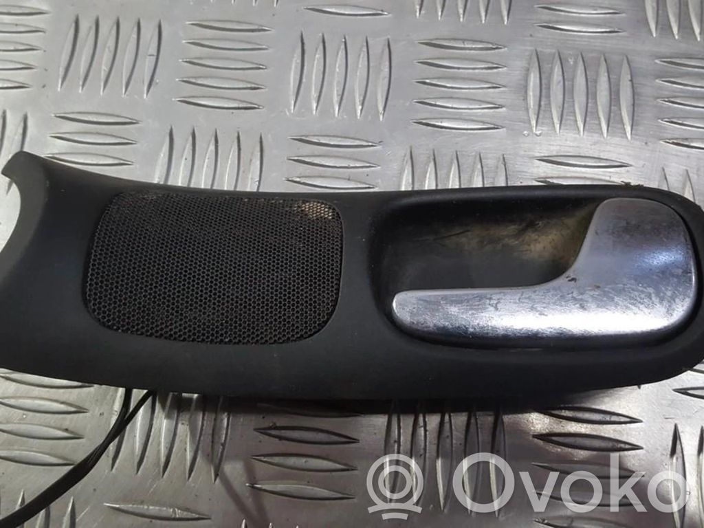 Manecilla interna puerta delantera   8D0837020,8D0837020