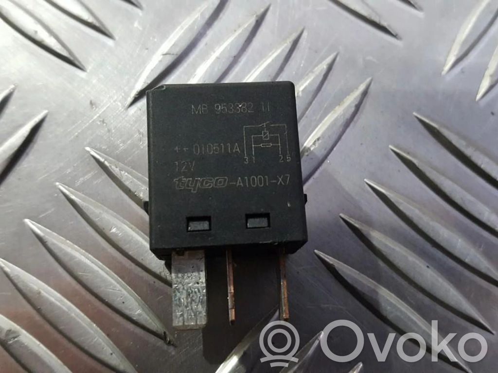 Otros relés   MB9533821L,A1001X7,A1001X7,A1001X7,MB9533821L