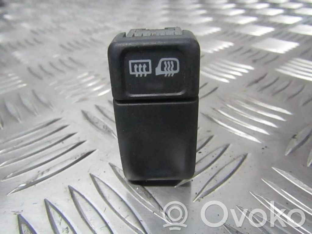 Volvo S70  V70  V70 XC Comutator încălzire parbriz/lunetă 