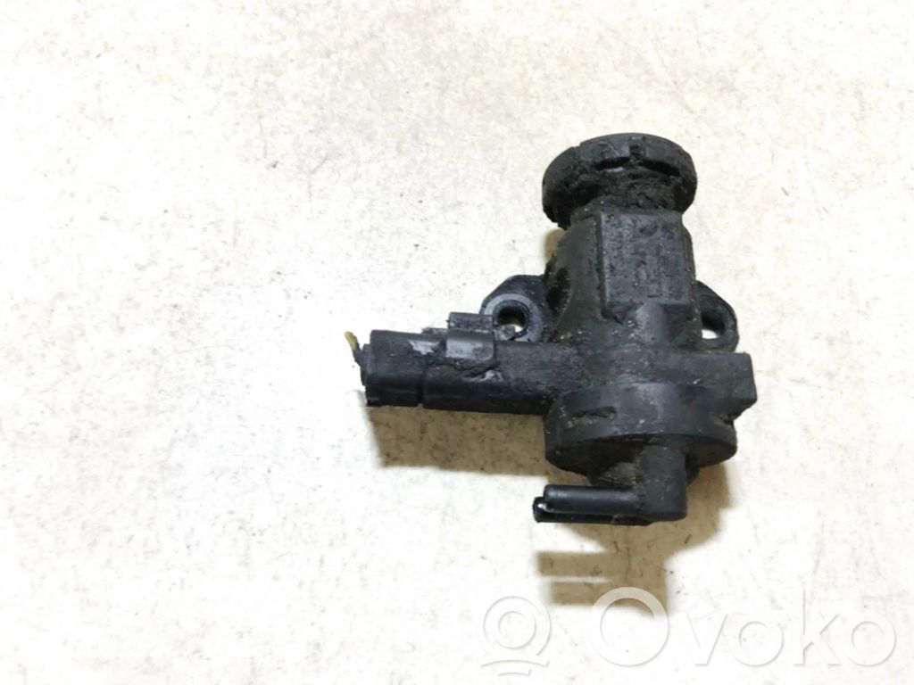 Peugeot 406 Solenoid supapă turbosuflantă 