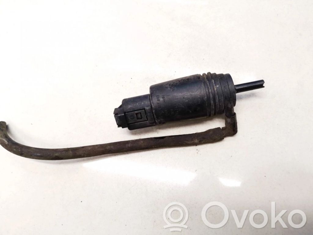 BMW 5 E39 Pompa lavavetri parabrezza/vetro frontale 
