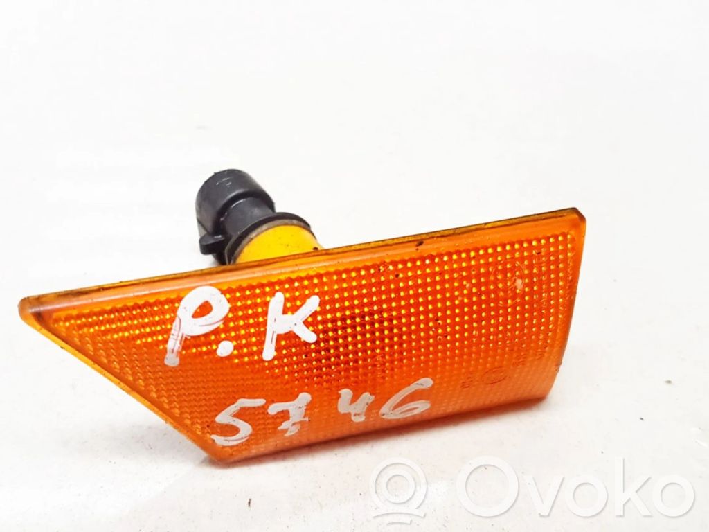 Opel Vectra C Feu clignotant répétiteur d'aile avant