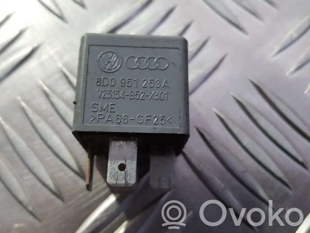 Sonstige Relais   8D0951253A,V23134B52X301,8D0951253A,V23134B52X301,V23134B52X301