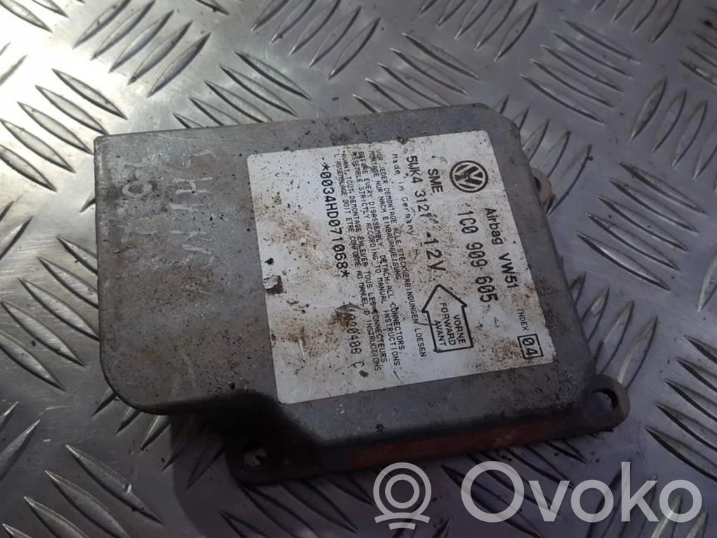Volkswagen Golf IV Unitate/modul de comandă airbaguri 