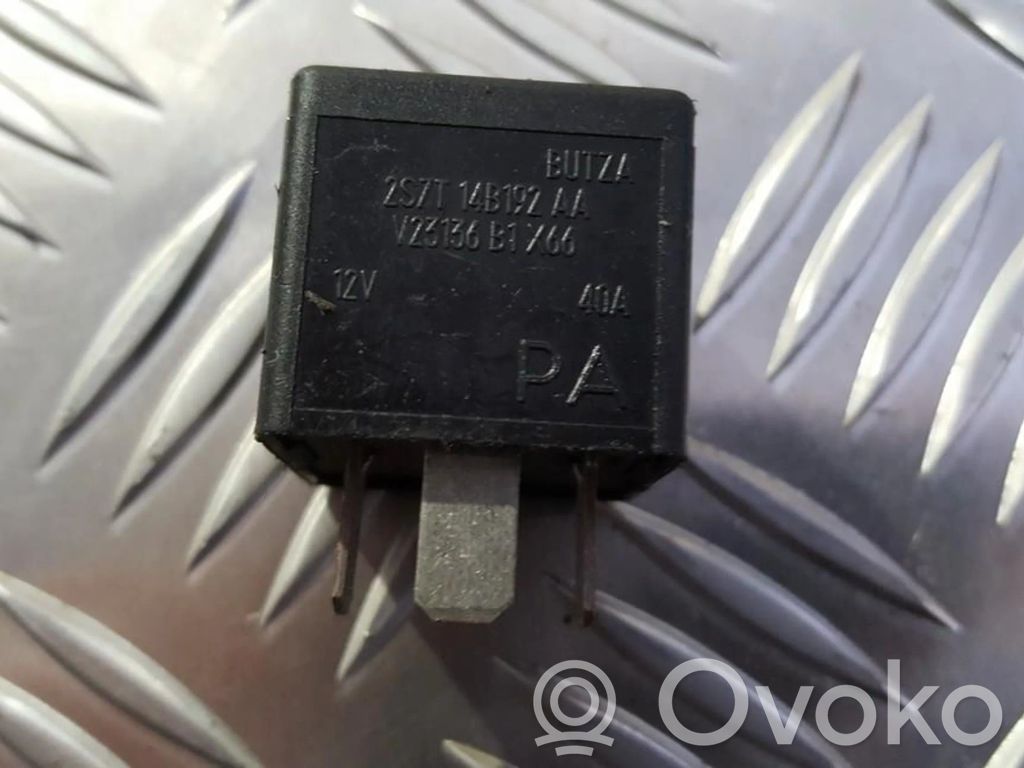 Otros relés   2S7T14B192AA,V23136B1X66,2S7T14B192AA,V23136B1X66