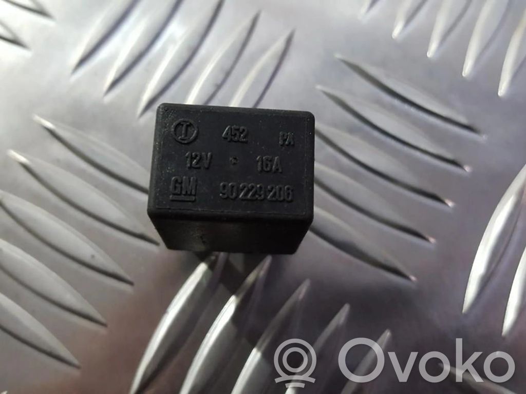 Sonstige Relais   GM90229206,90229206,90229206,GM90229206