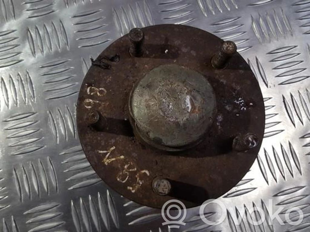 Nissan Maxima Fuzetă spate