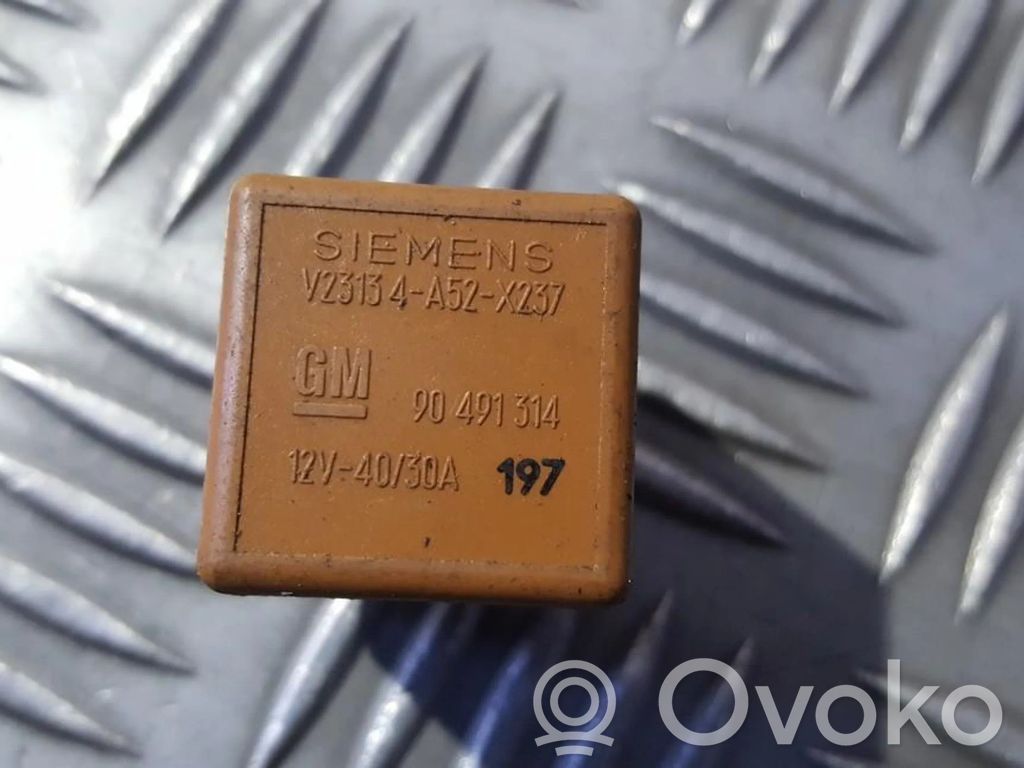 Opel Zafira A Muu rele 