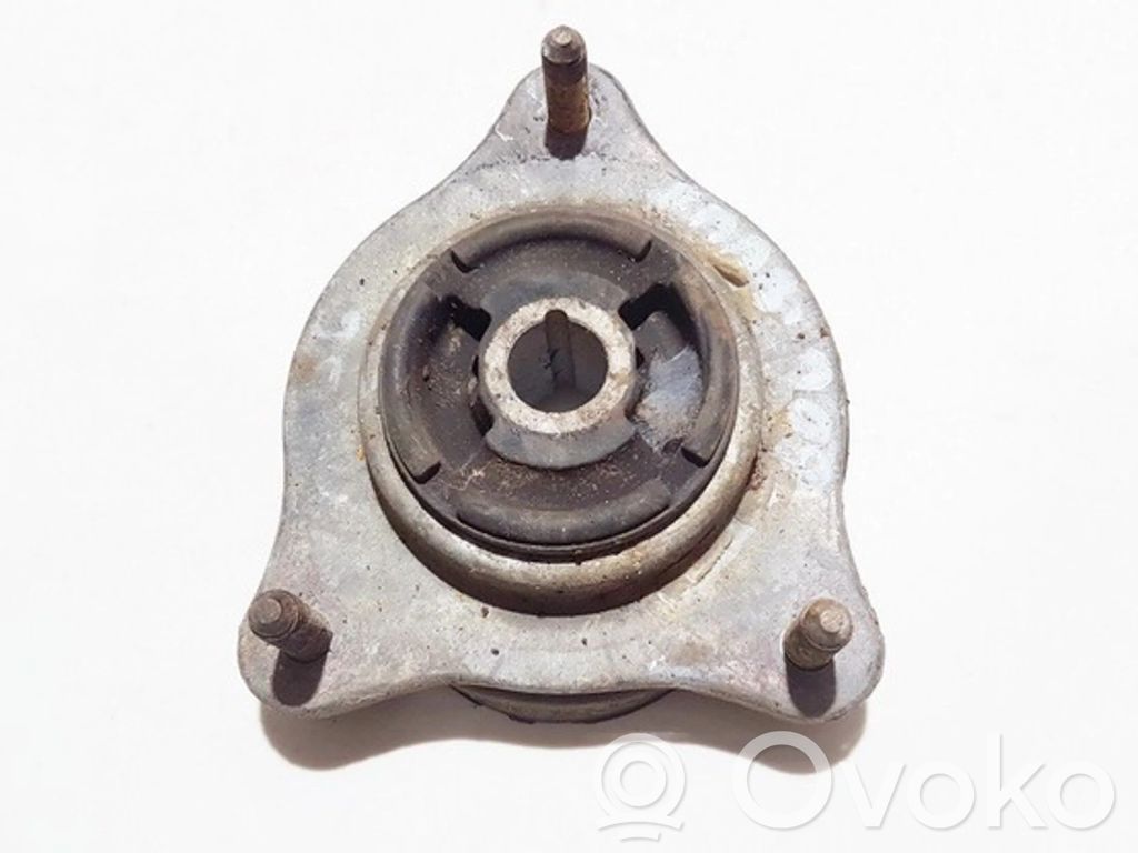 Saab 900 Coil spring mount 