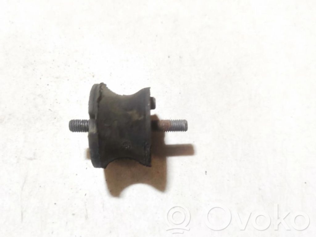 BMW 3 E46 Engine mount bracket 