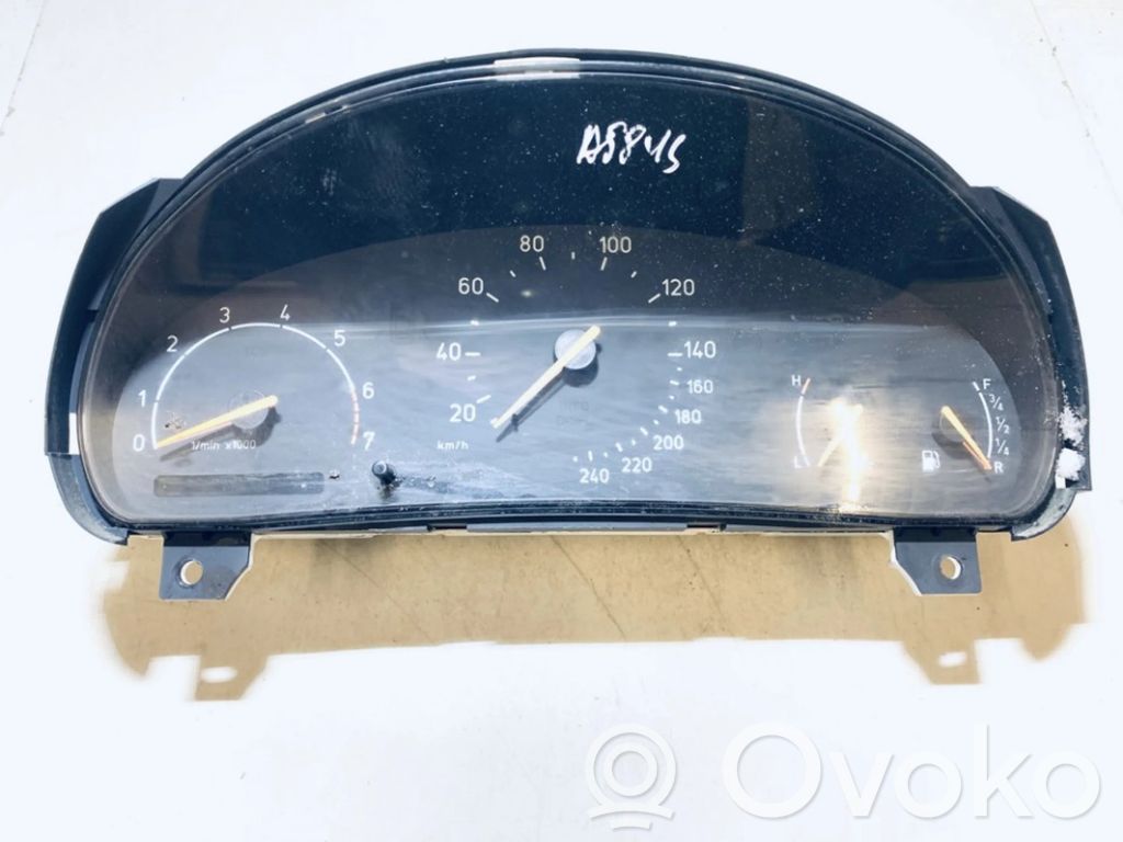 Saab 9-5 Speedometer (instrument cluster) 