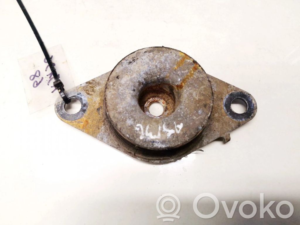 Renault Laguna I Engine mount bracket 