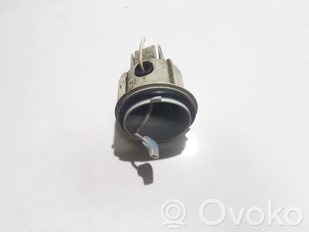 Mazda 323 F Osłona żarówki lampy przedniej 
