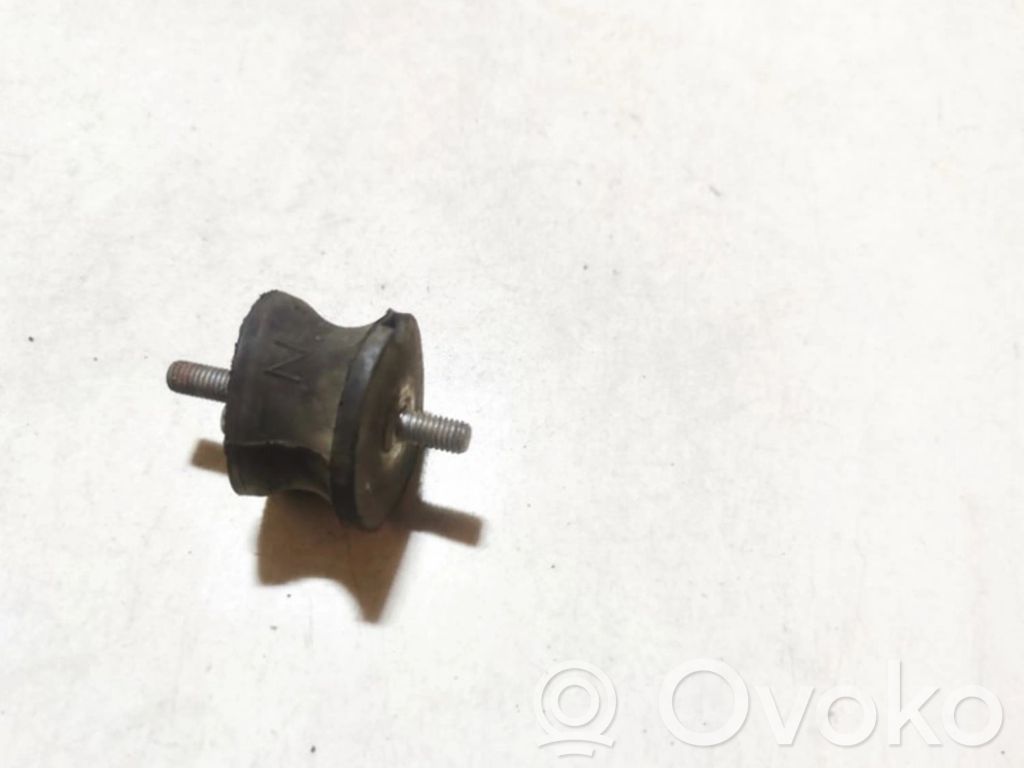 BMW 3 E46 Engine mount bracket 
