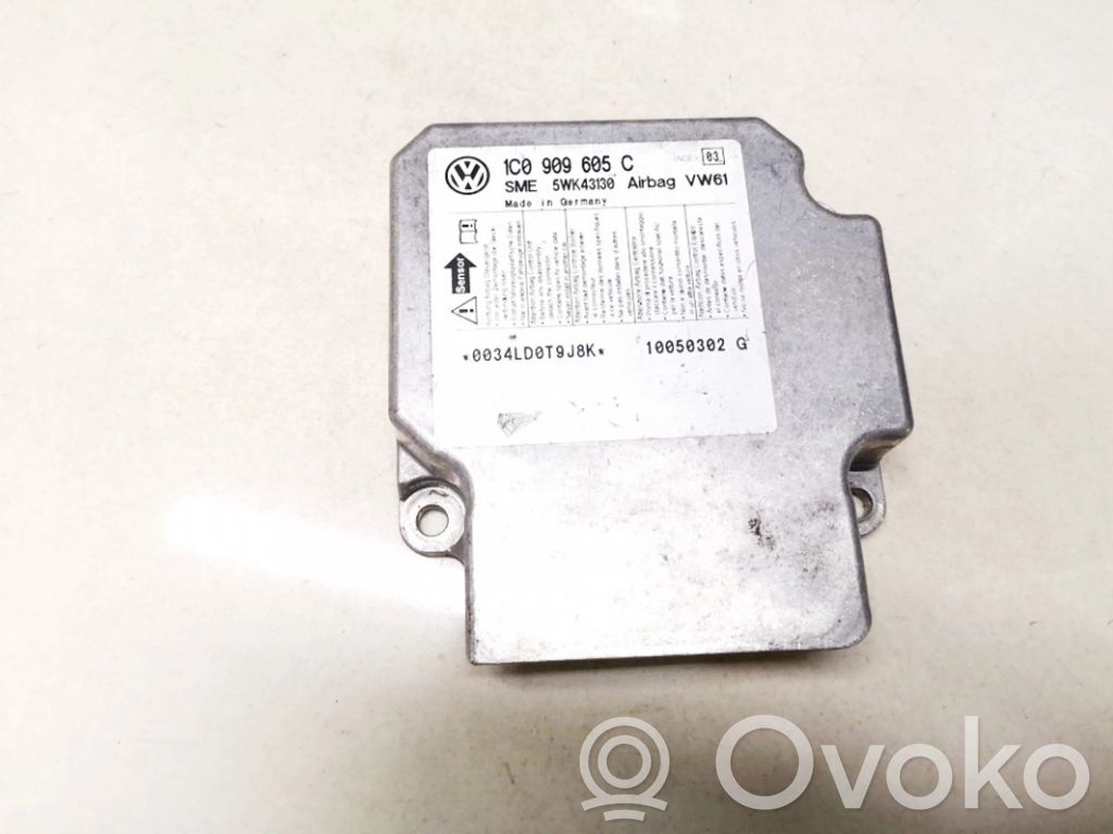 Volkswagen PASSAT B5.5 Unitate/modul de comandă airbaguri 