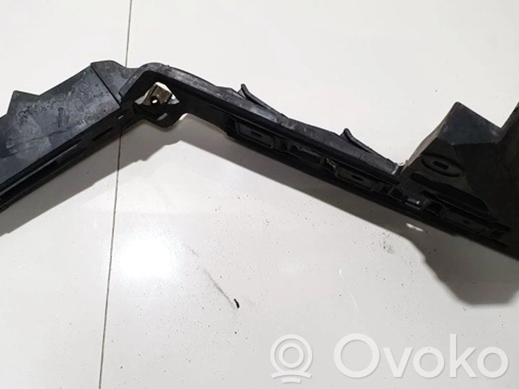 Volkswagen Touran I Uchwyt / Mocowanie zderzaka tylnego