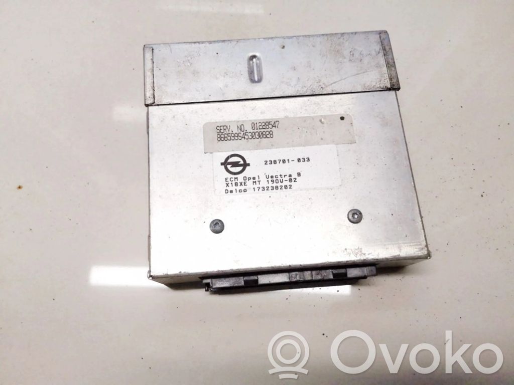 Opel Omega B1 Engine control unit/module 