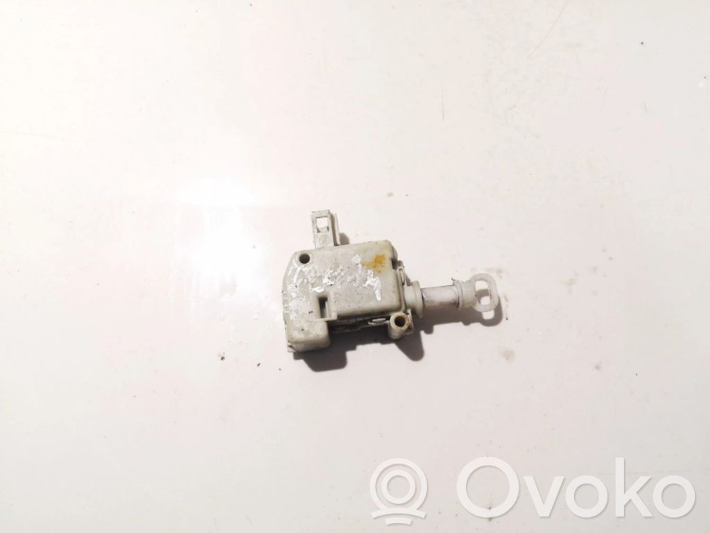 Motor de bloqueo de puertas   3B0862153,3B0862153