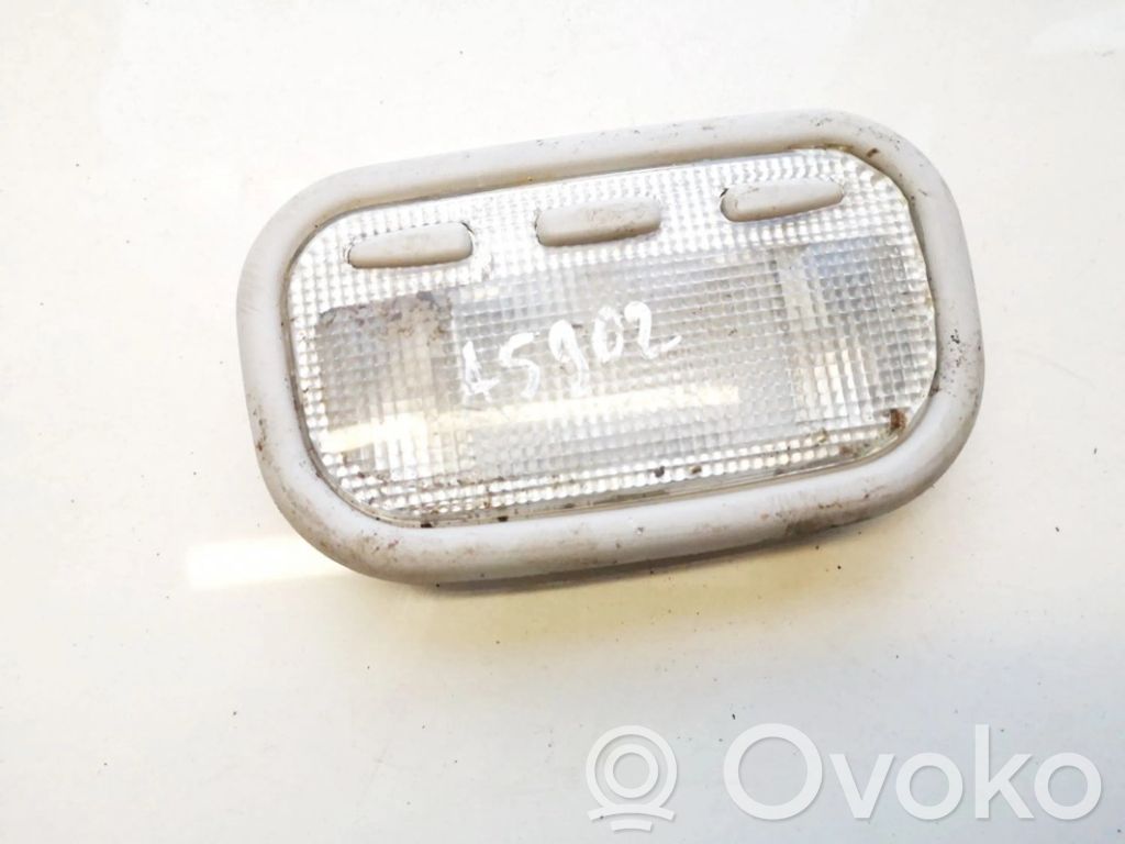 Citroen C5 Takaistuimen valo 
