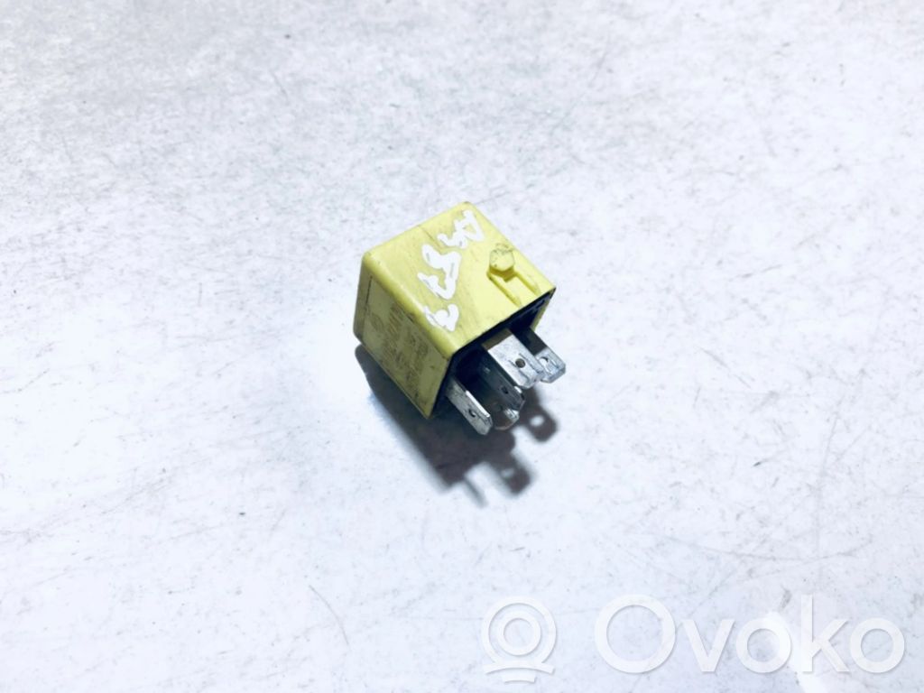 Otros relés   A0025421419,V23134A52X336,A0025421419,V23134A52X336