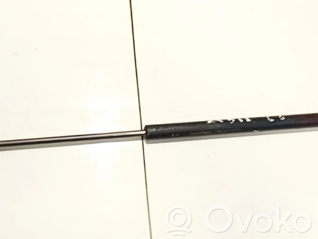 KIA Sorento Vérin de capot arrière