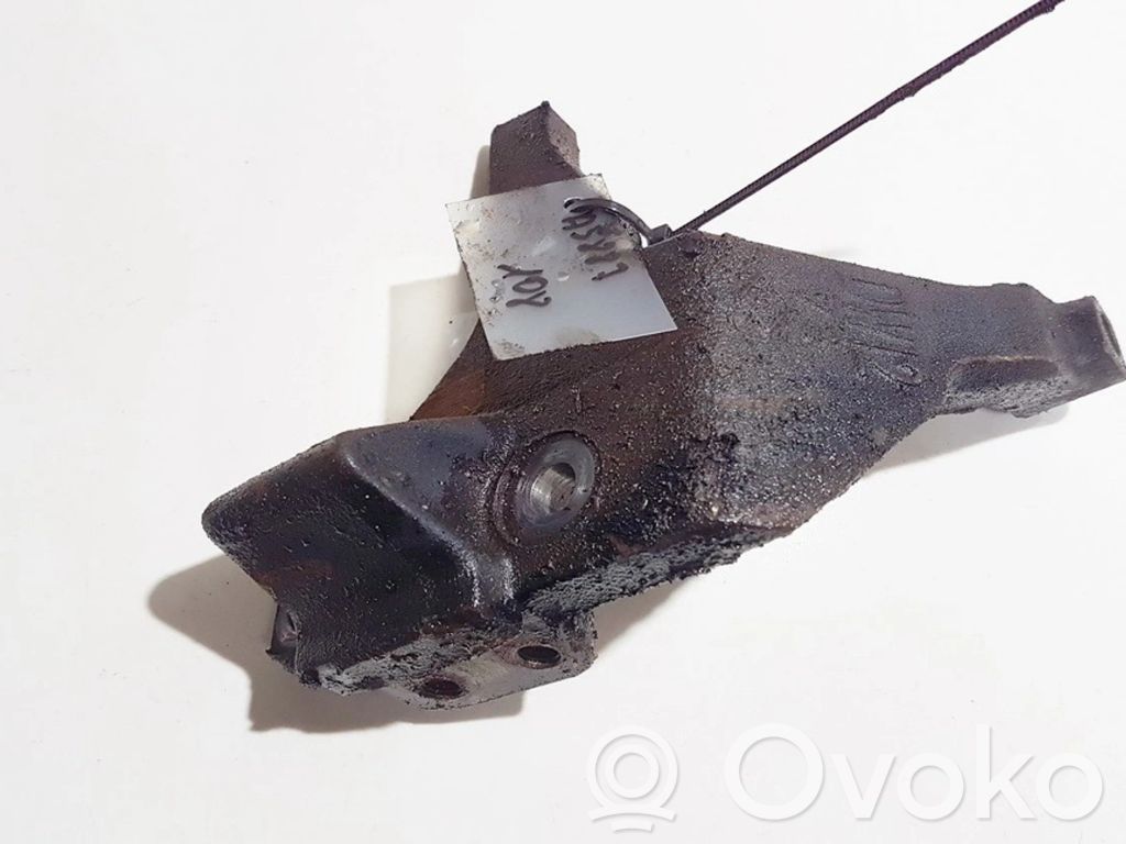 Citroen C5 Engine mounting bracket 