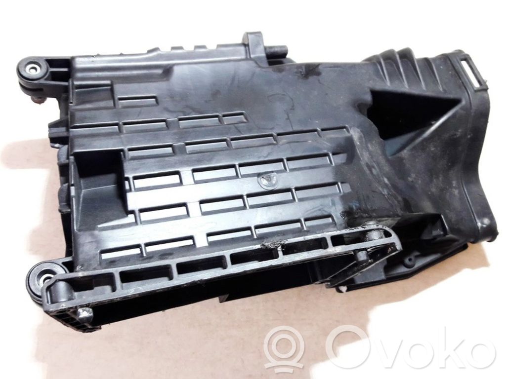 Mercedes-Benz C W203 Boîtier de filtre à air