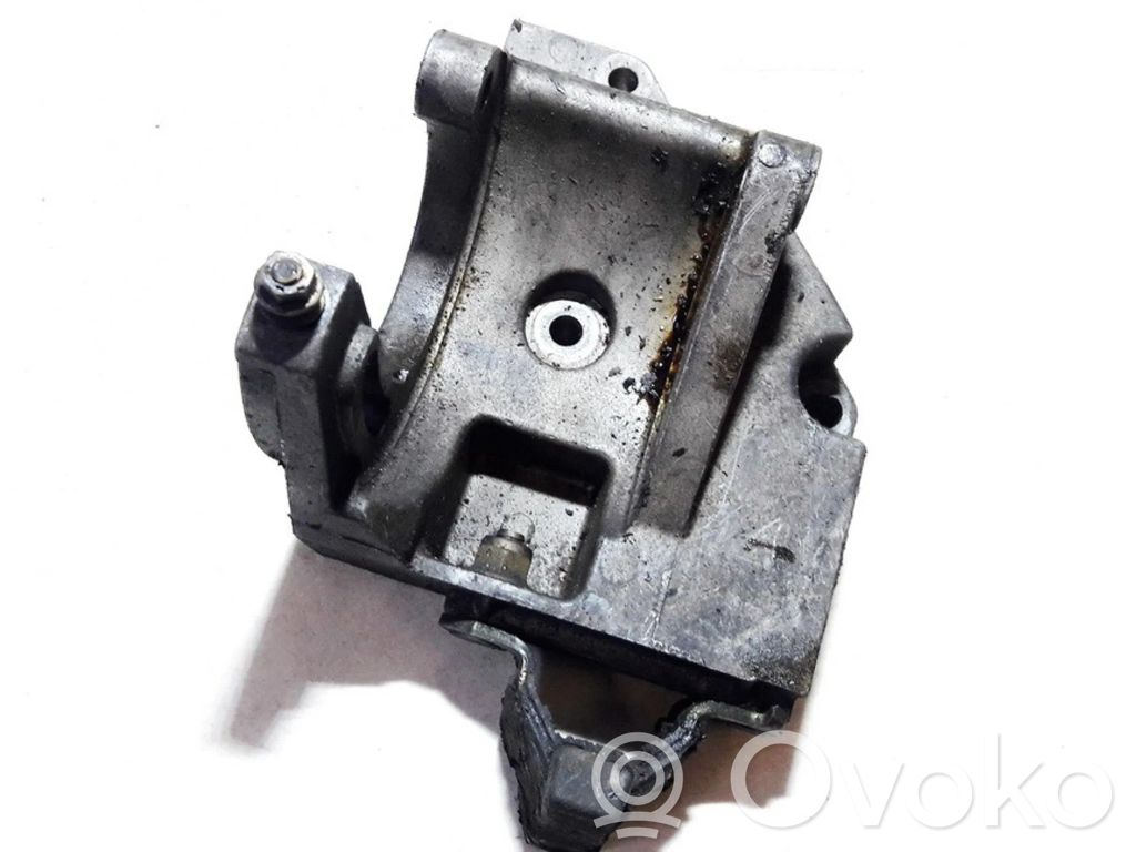 Engine mounting bracket   7700271173,7700271173