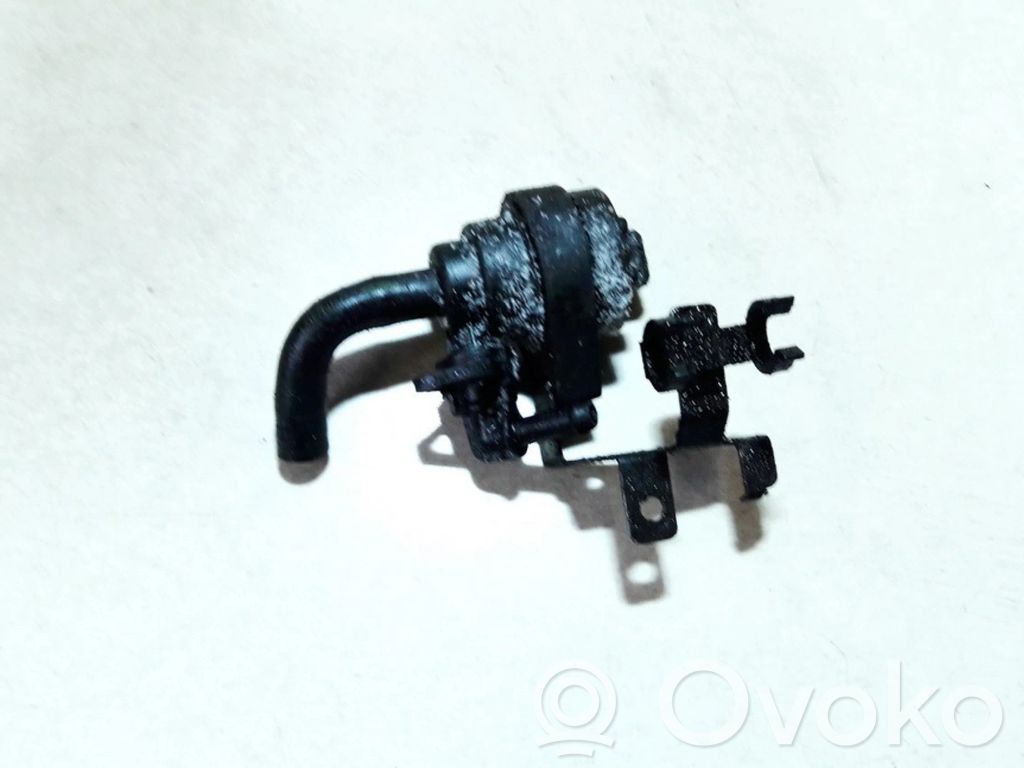BMW 5 E39 Solenoīda vārsts 