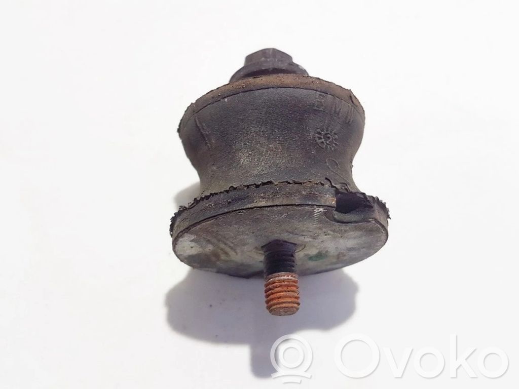Engine mount bracket   22316753316,2231675331603,22316753316,2231675331603,68623513,BN551