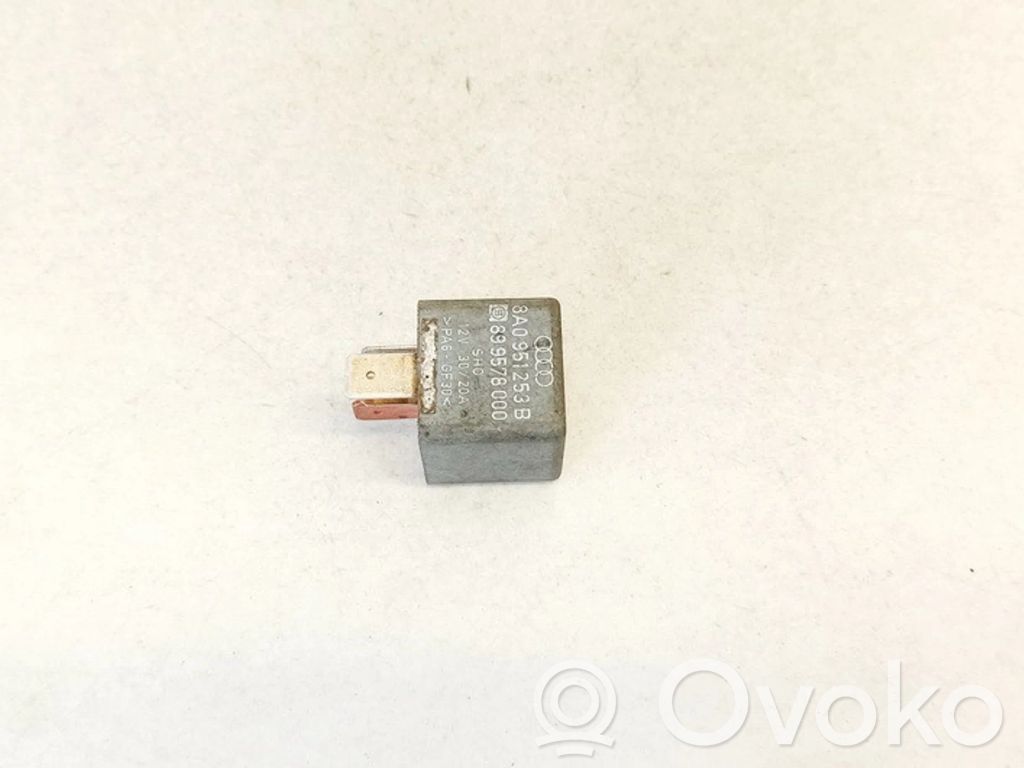 Audi A6 S6 C4 4A Centralina/modulo pompa dell’impianto di iniezione