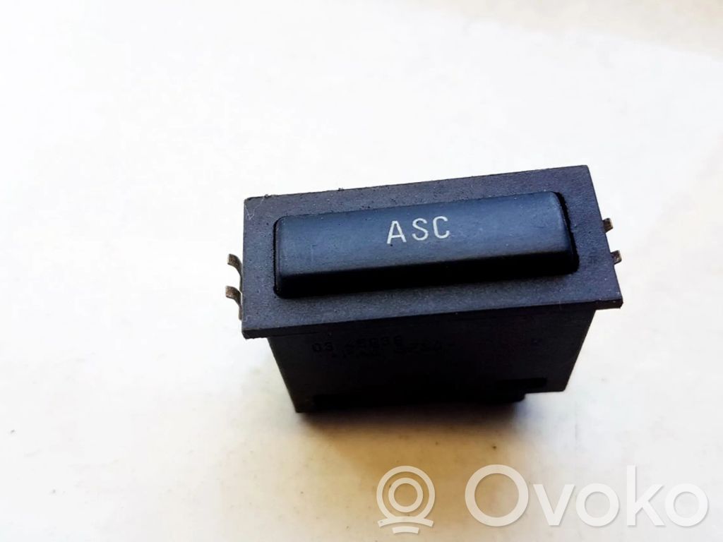 Comutator controlul tracțiunii (ASR)   61316901591,03052360,03052360,61316901591