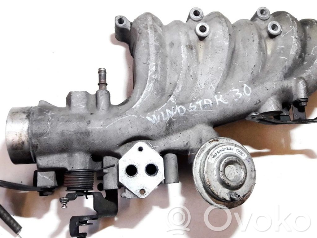 Ansaugbrücke Ansaugkrümmer   RFF78U9E927AA,RFF78U9E927AA