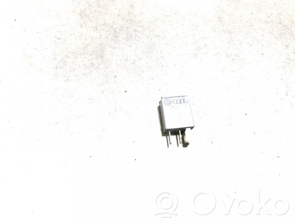 Altri relè   1K0951253,1K0951253