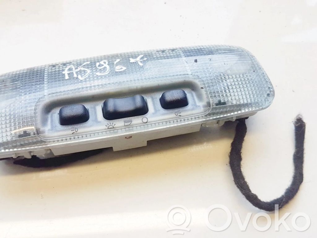 Luz del asiento trasero   3S7A13K767AA,3S7A13K767AA