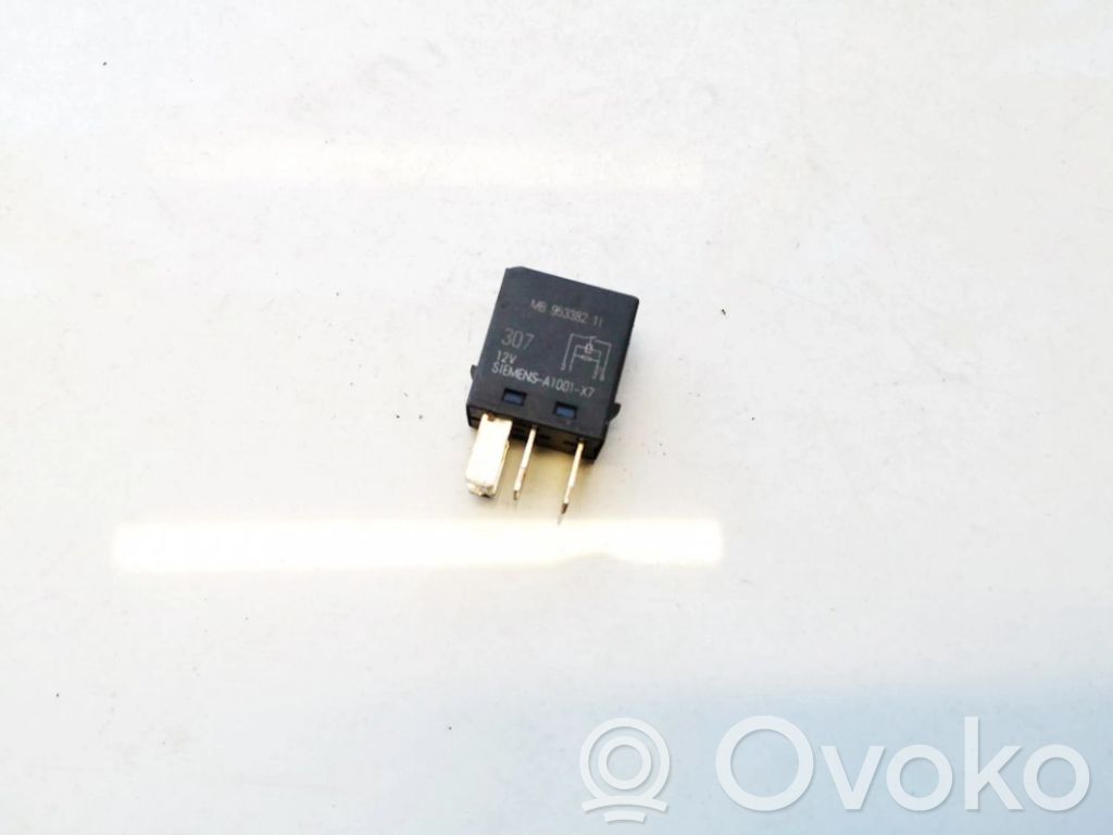 Sonstige Relais   MB953382,MB953382