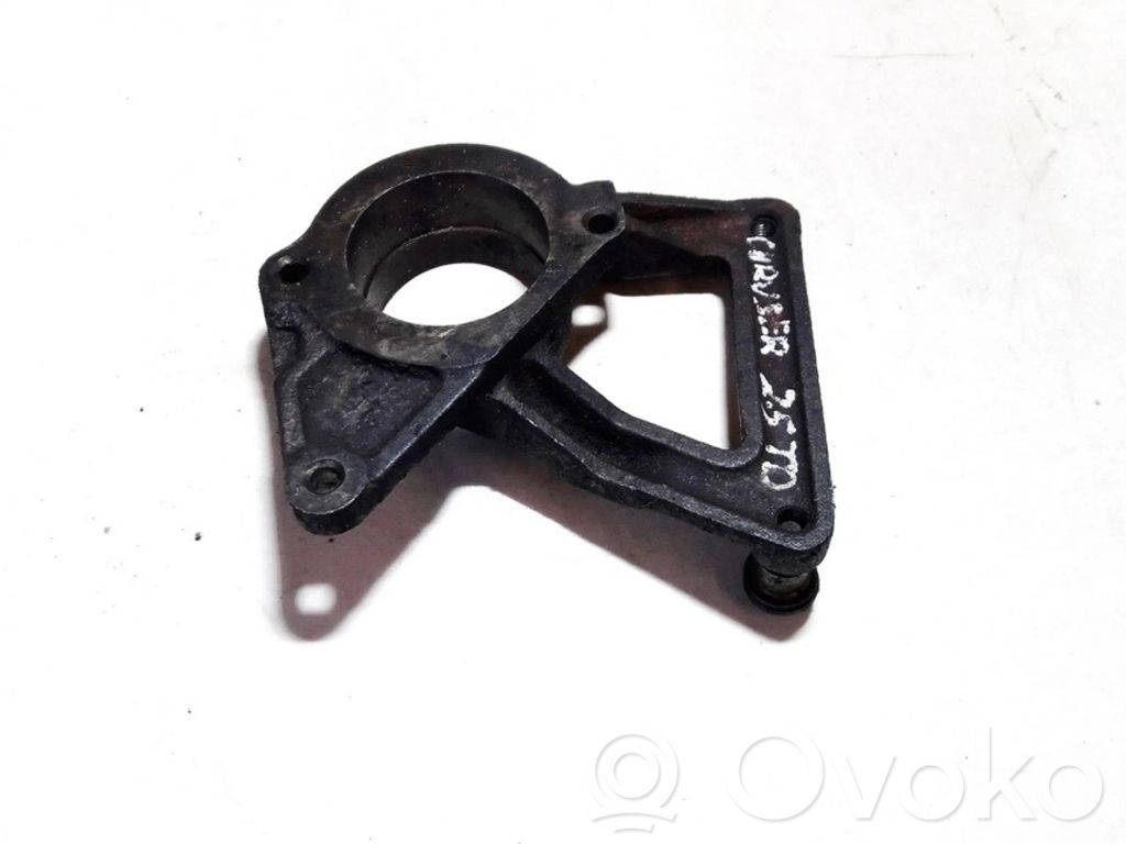 Chrysler Voyager Engine mounting bracket 