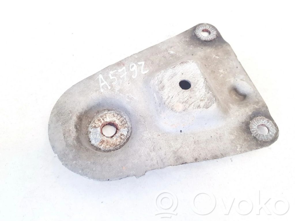 Skoda Superb B5 (3U) Engine mounting bracket 