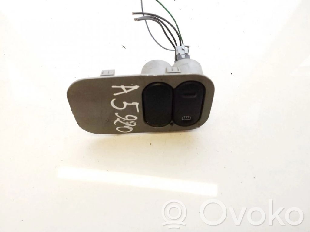 Renault Kangoo I Przycisk / Przełącznik ogrzewania szyby przedniej / czołowej 