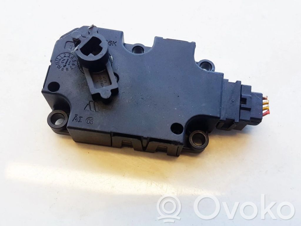 Audi A8 S8 D4 4H Stellmotor Heizung Klima