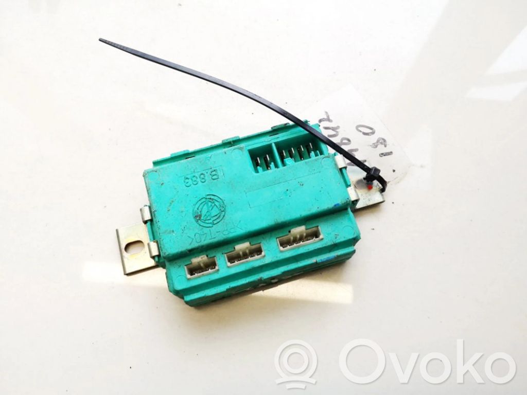 Muut ohjainlaitteet/moduulit   B883,B883
